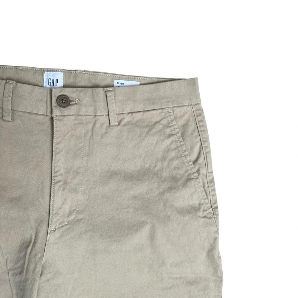 GAP Essential Slim Khaki Chino Pants Men’s 32x30 Tan Cotton Stretch Flat Front